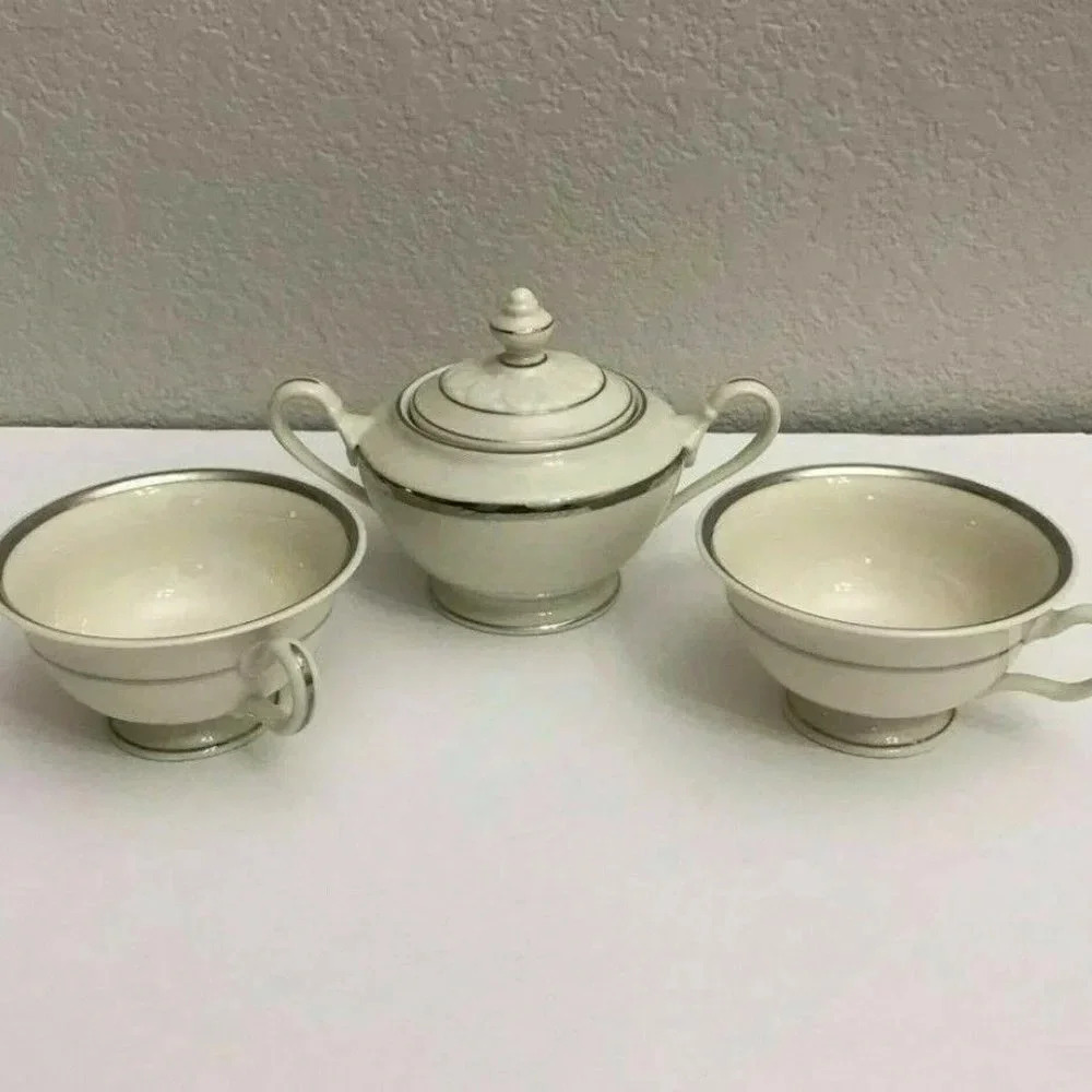 Vintage Castleton St Regis Sugar Bowl & 2 Cup Set